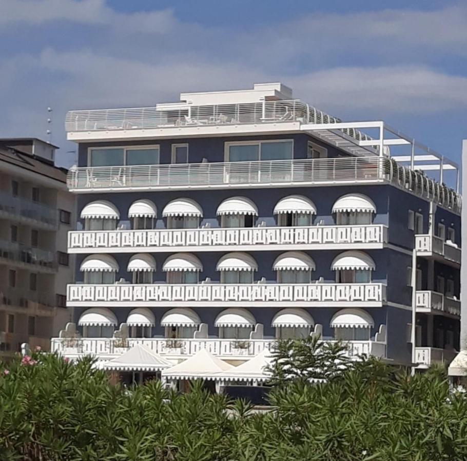 Hotel Doriana 3*